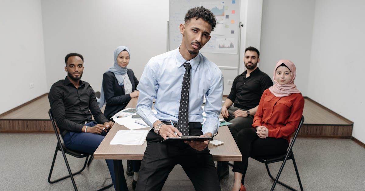 网站代实名实名账号：知享 app详情下载教程