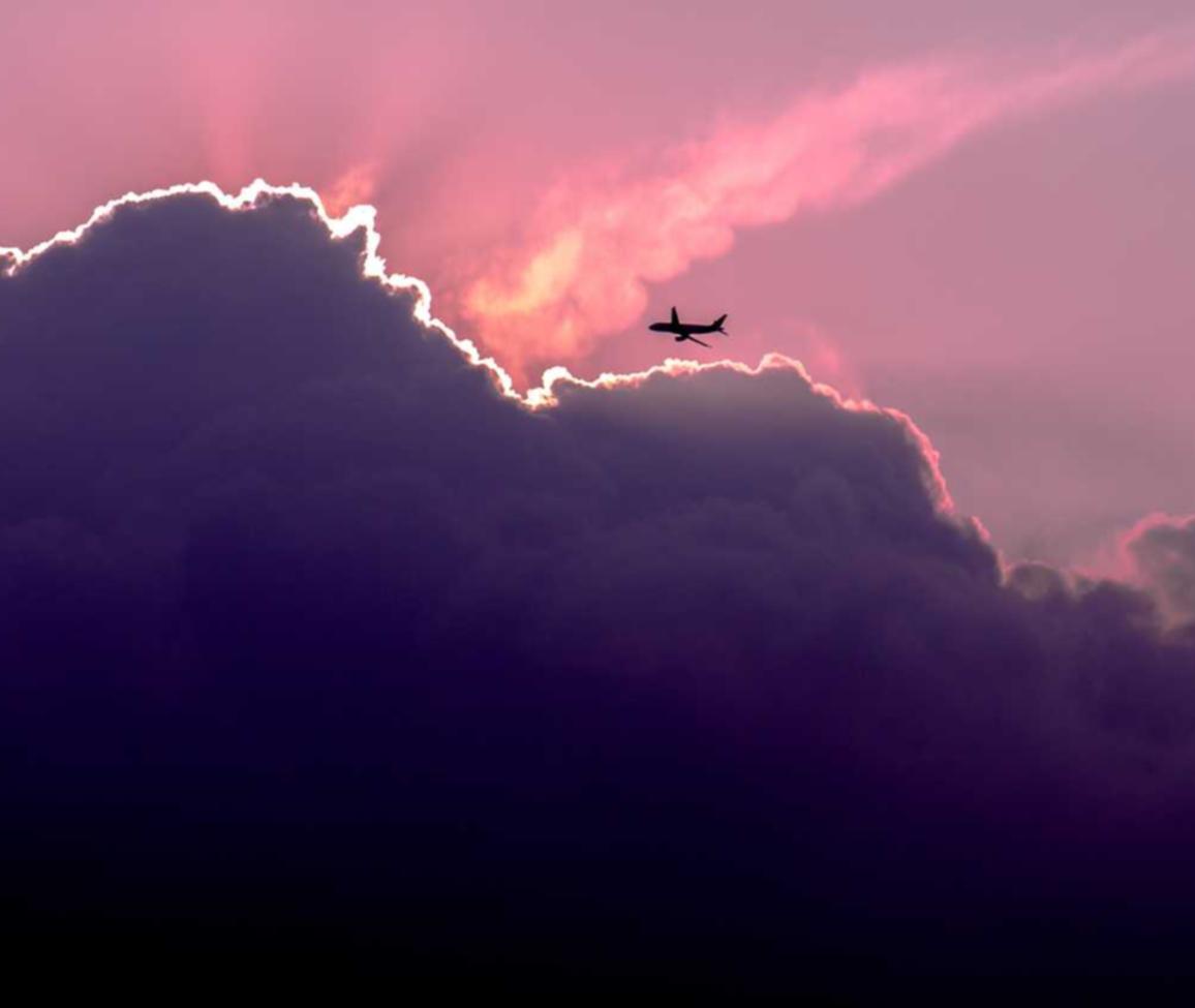 西部数码实名账号:短信的发展与变革,进而推动整个通讯的发展。