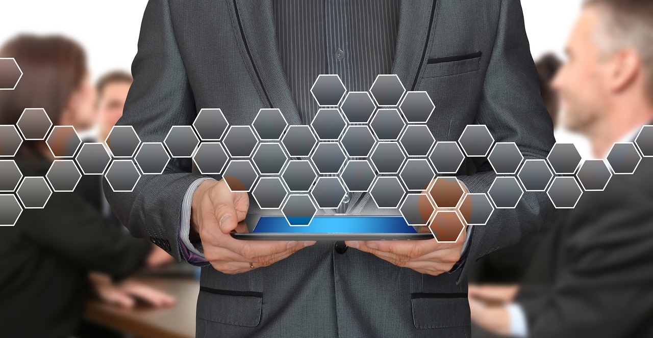 最强短信在线轰炸系统源码实名账号：一亩三分地农场app详情下载教程