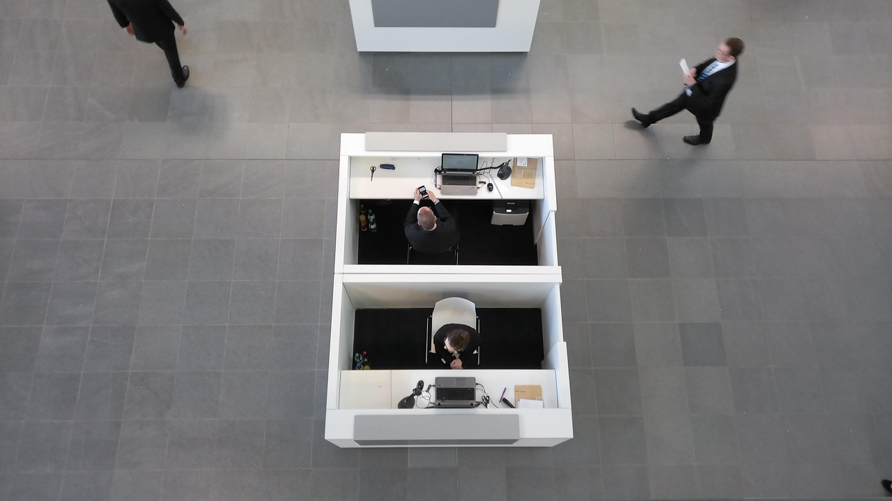 灵魂实名账号：在过渡期间对短信进行实验，以发现最好的合作