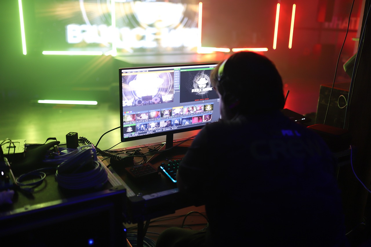 谷歌云GCP实名账号：流量卡与消费者的沟通与关系维护