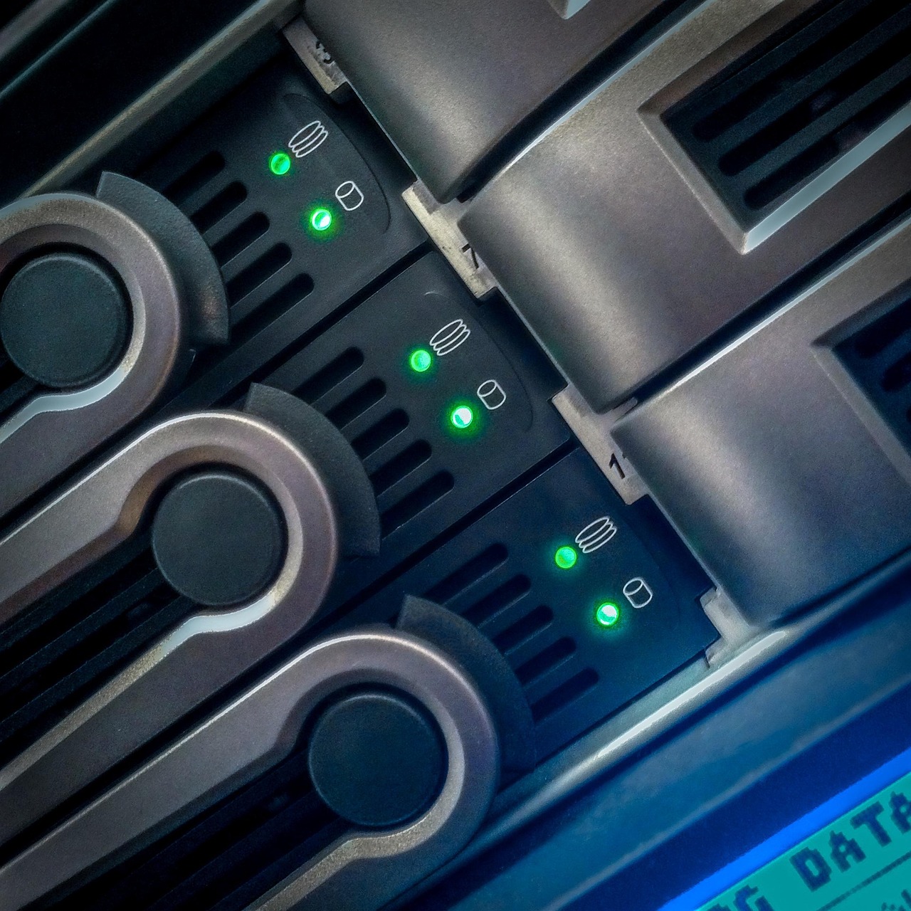 简信实名账号：查购买网平台