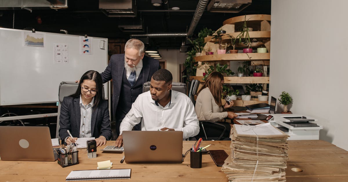 什么因素导致人开始吸烟